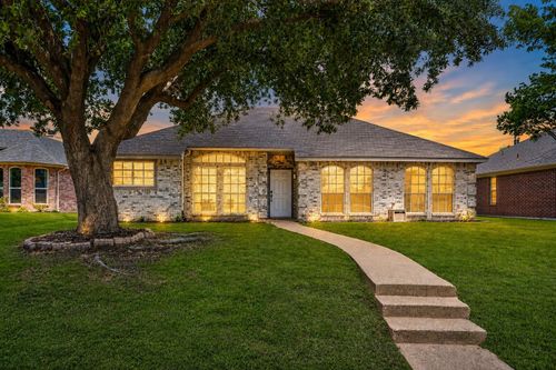 1111 Old Knoll Dr, Wylie, TX, 75098-5244 | Card Image