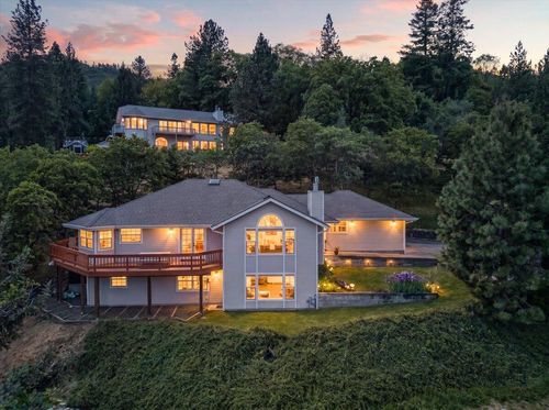 1020 Walker Avenue, Ashland, OR, 97520 | Card Image
