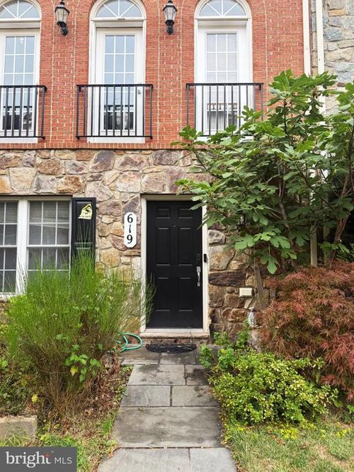 619 Hurdle Mill Pl, GAITHERSBURG, MD, 20877-3351 | Card Image