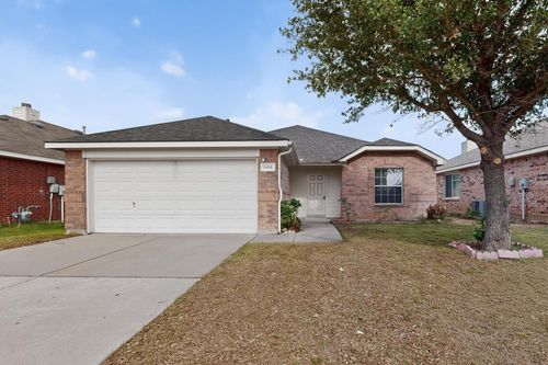 1105 Roping Reins Way, Haslet, TX, 76052-2904 | Card Image