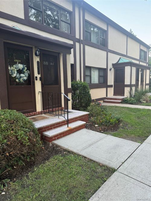 288-288 Cherry Valley Avenue, Hempstead, NY, 11530 | Card Image