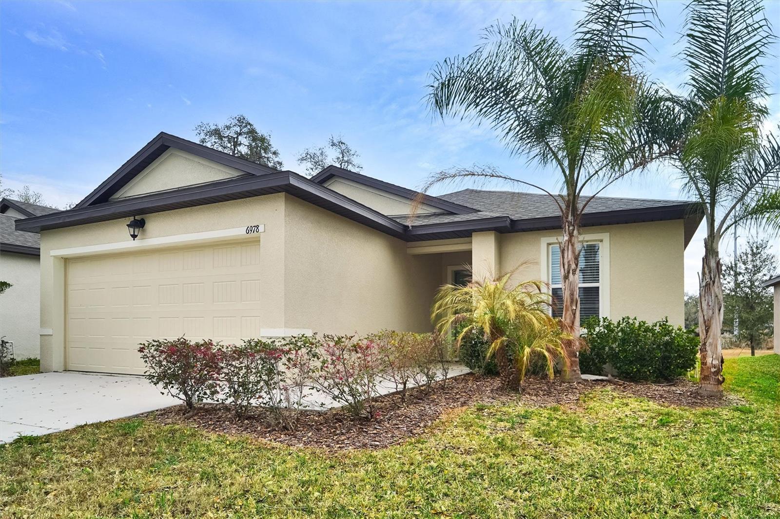 Residential in ZEPHYRHILLS 2