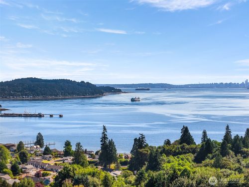 7598 E Alki View Ct, Port Orchard, WA, 98366-8400 | Card Image