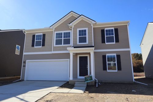 439 Hidden Riv W, Holly, MI, 48442-2036 | Card Image