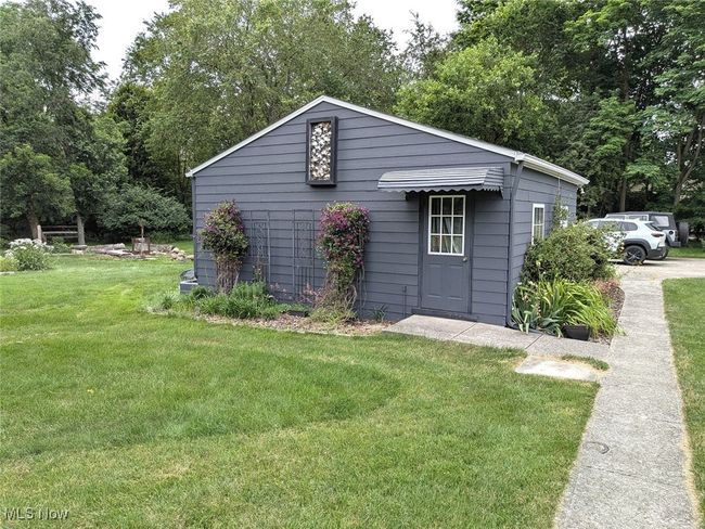 26690 Cook Rd, House other with 3 bedrooms, 2 bathrooms and null parking in Olmsted Twp OH | Image 17