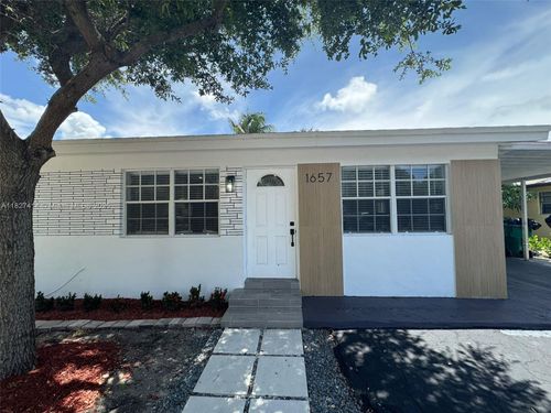 1657 Sw 44th Ave, Fort Lauderdale, FL, 33317-5708 | Card Image
