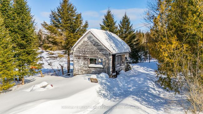 3783 Monck Rd, House other with 3 bedrooms, 2 bathrooms and 8 parking in Norland ON | Image 30