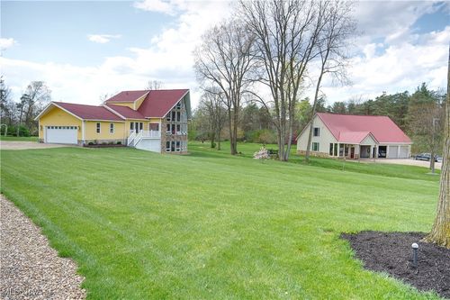 24786 Quarry Rd, Wellington, OH, 44090-9293 | Card Image