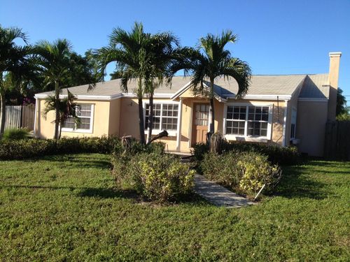 407 W Palm St, Lantana, FL, 33462-2815 | Card Image