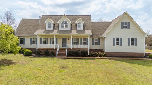 565 Bowen Dr, Savannah, TN, 38372-1498 | Card Image