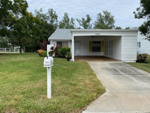 Kingston Dr, Bradenton, FL 34210