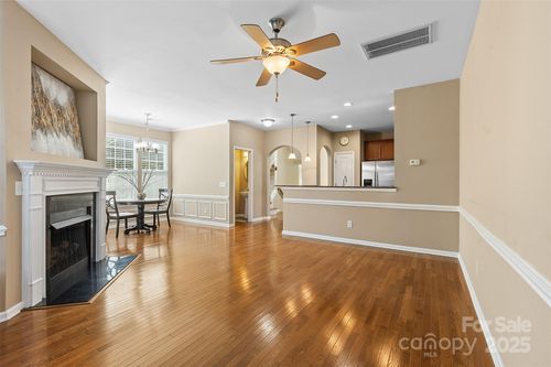 895 Windy Falls Dr, Huntersville, NC, 28078-0653 | Card Image