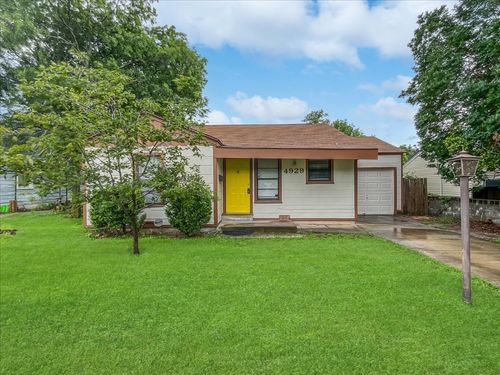 4929 Donnelly Ave, Fort Worth, TX, 76107-5309 | Card Image