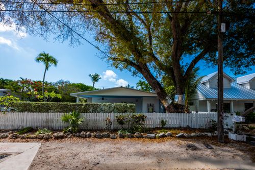 1626 Von Phister St, Key West, FL, 33040-4941 | Card Image