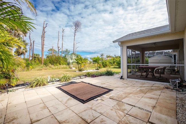 10430 Chablis Ave, House other with 3 bedrooms, 2 bathrooms and null parking in Englewood FL | Image 27