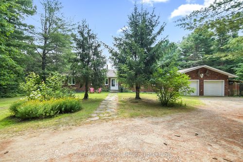 65 Bay Lake Rd, Emsdale, ON, P0A1J0 | Card Image