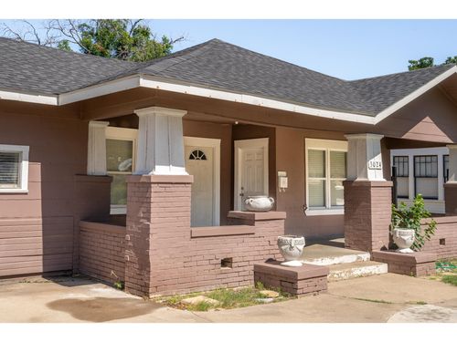 3024 College Ave, Fort Worth, TX, 76110-3549 | Card Image