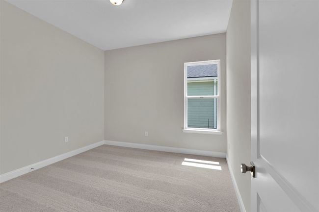323 Sawgrass Dr, Home with 4 bedrooms, 3 bathrooms and null parking in YULEE FL | Image 12
