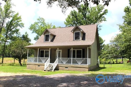 777 Lookout Dr, Arab, AL, 35016-2322 | Card Image