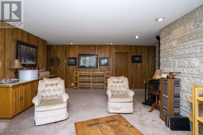 205 Demchuk Rd, Home with 3 bedrooms, 3 bathrooms and null parking in Thunder Bay ON | Image 25