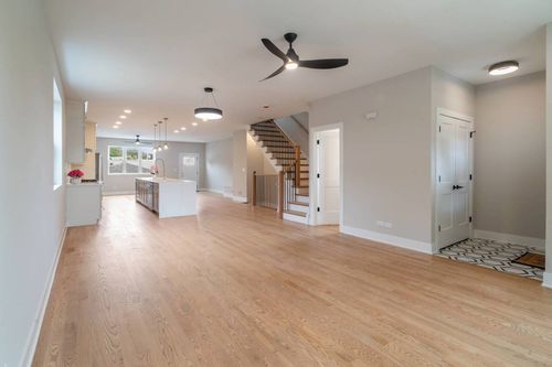 7431 W Forest Preserve Ave, Chicago, IL, 60634-3311 | Card Image