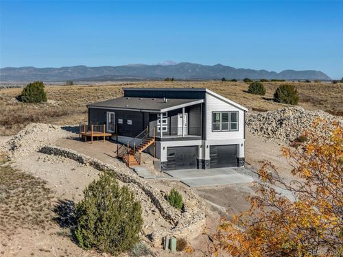 893 S Greenway Ave, Pueblo, CO, 81007-1711 | Card Image