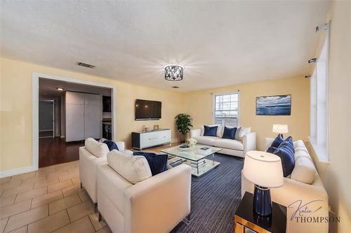 1131 Louise St, Houston, TX, 77009-2957 | Card Image
