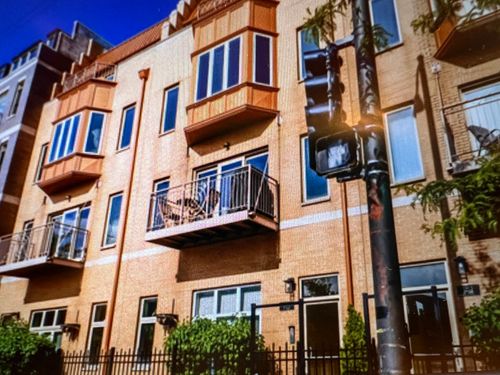 unit-2-1911 S State St, Chicago, IL, 60616-2941 | Card Image