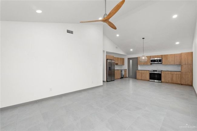 Living, Kitchen, and Dining | Image 5