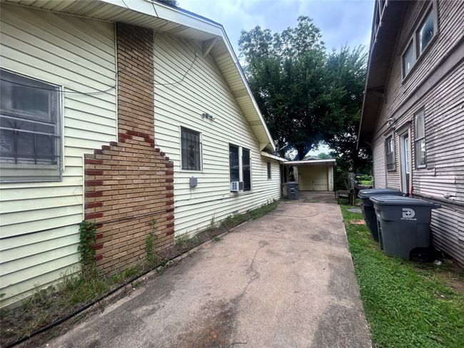 View of home's exterior | Image 11