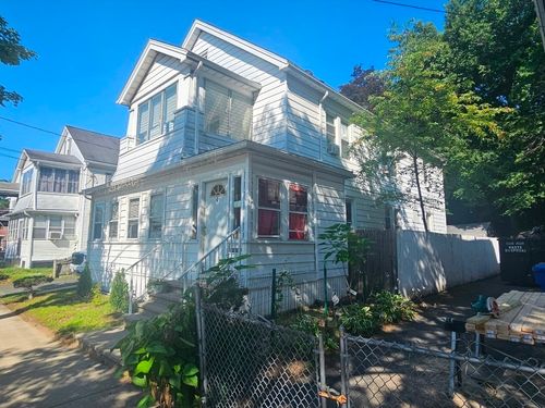328-330 Chapin Terr, Springfield, MA, 01104 | Card Image