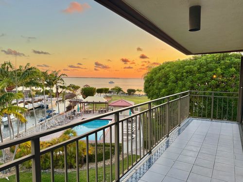apt-c301-104500 Overseas Hwy, Key Largo, FL, 33037-2959 | Card Image
