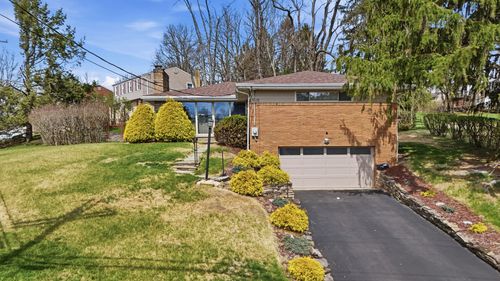 1219 Cocker Dr, Bethel Park, PA, 15102-3217 | Card Image