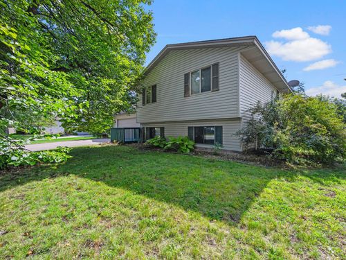 10955 97th Pl N, Maple Grove, MN, 55369-3708 | Card Image