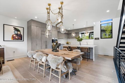 304-304 Hidden Hollow Dr, Jackson, WY, 83001 | Card Image