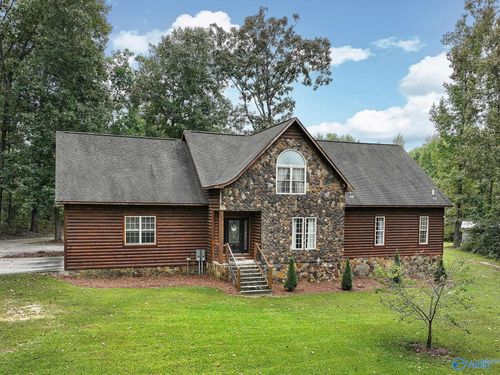 146 Hidden Lake Dr, Boaz, AL, 35957-6095 | Card Image