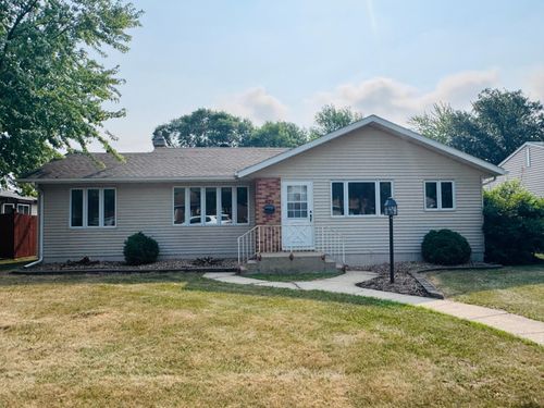 508 Kneale Avenue S, Thief River Falls, MN, 56701 | Card Image