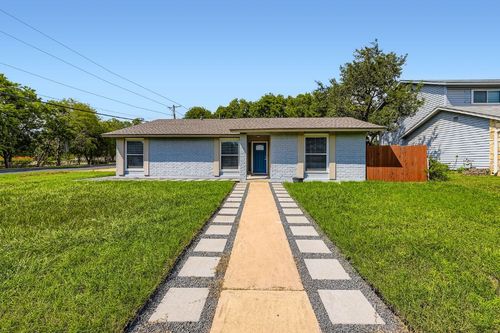 10815 Lambert Cir, Austin, TX, 78758-4613 | Card Image