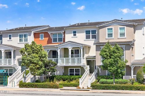 1952 Victoria Ave, Oxnard, CA, 93035 | Card Image