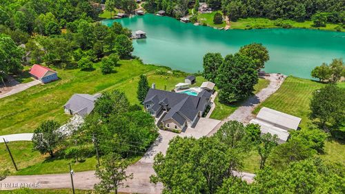 177 Bat Creek Shores Ln, Vonore, TN, 37885-5302 | Card Image