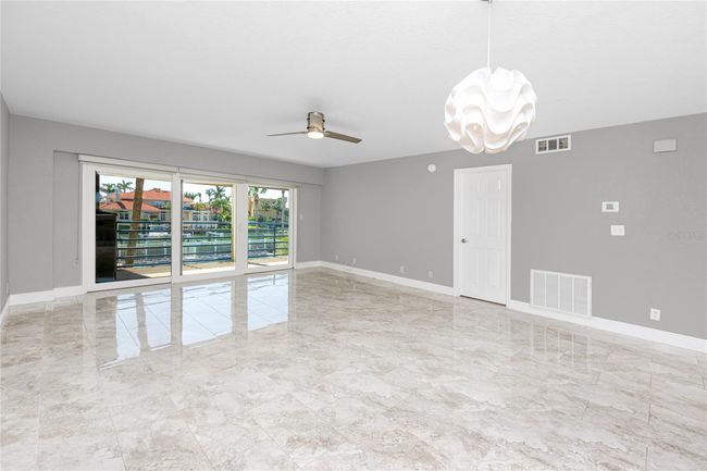 APT-33 - 363 Pinellas Bayway S, Condo with 2 bedrooms, 1 bathrooms and null parking in TIERRA VERDE FL | Image 14