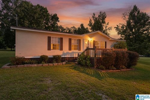 33 Ted St, Ohatchee, AL, 36271-4195 | Card Image