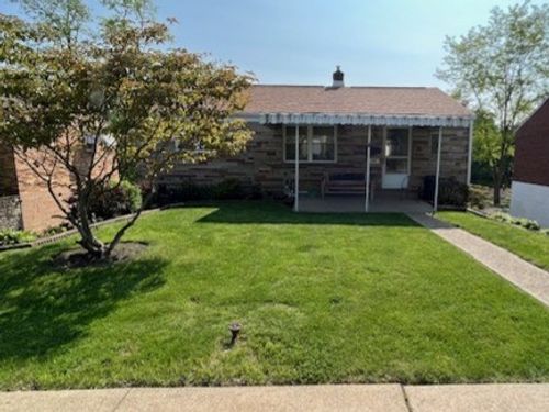 646 Elmbank St, Brookline, PA, 15226-1445 | Card Image