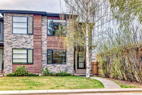 2117 51 Ave Sw, Calgary, AB, T3E1J8 | Card Image