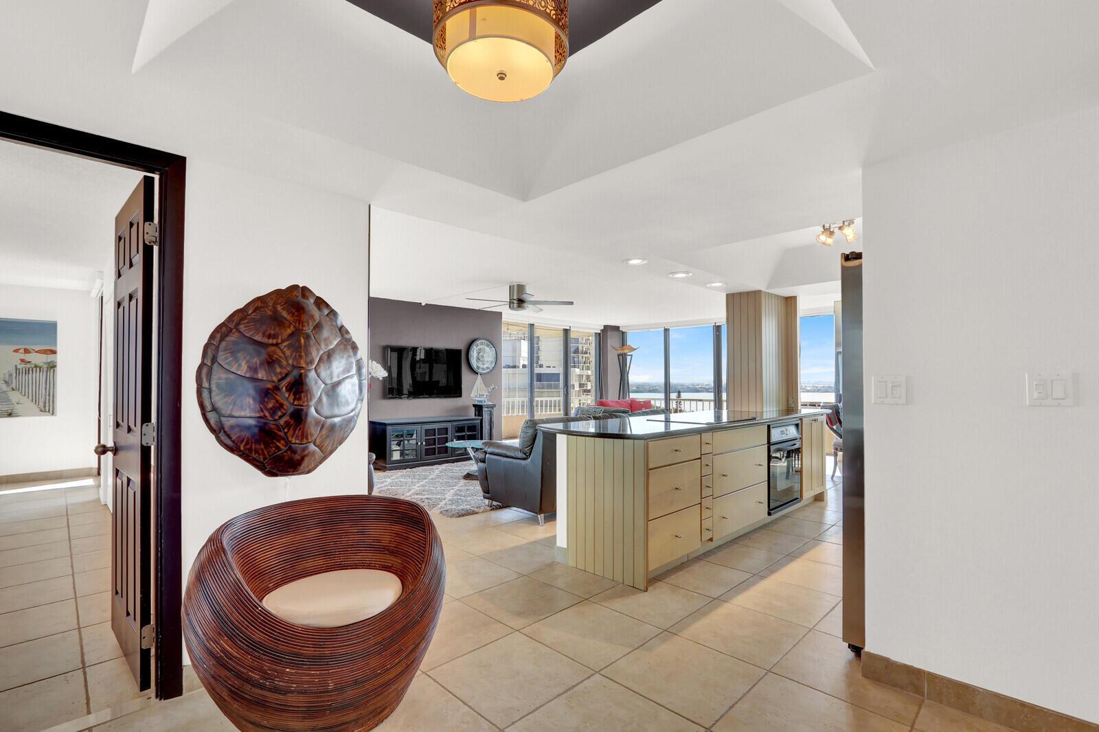 Residential Lease in Singer Island 4