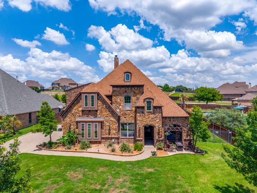 12416 Indian Creek Dr, Fort Worth, TX, 76179-6603 | Card Image