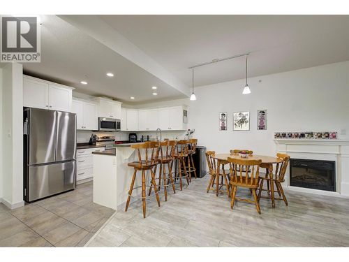 305-345 Mills Rd, Kelowna, BC, V1X4G9 | Card Image