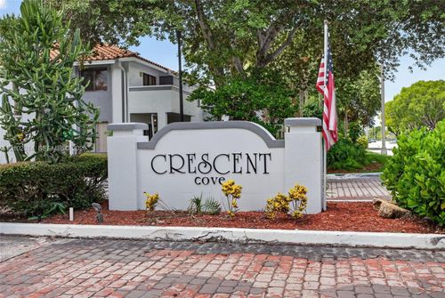 8317-8317 Coral Lake Dr, Coral Springs, FL, 33065-4675 | Card Image