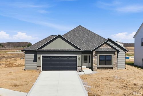 1564 Farm View Ct, Huntertown, IN, 46748-9805 | Card Image