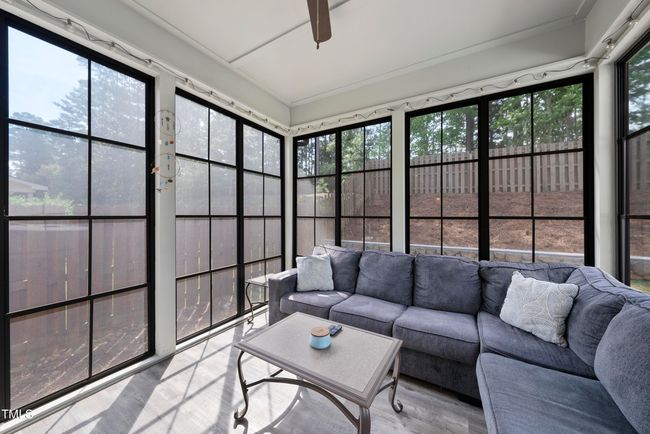 Screened Porch | Image 39